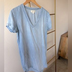 Cloth and Stone chambray shirt dress. Size small.